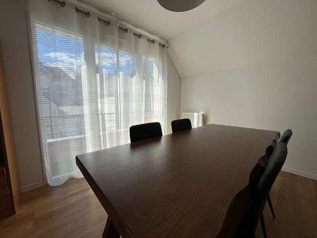 Appartement 3 pièces meublé à l’année 81.12m2