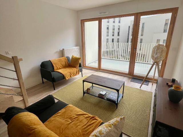 Appartement 3 pièces Montreuil 68.00m² 1590€ à louer l'Adresse