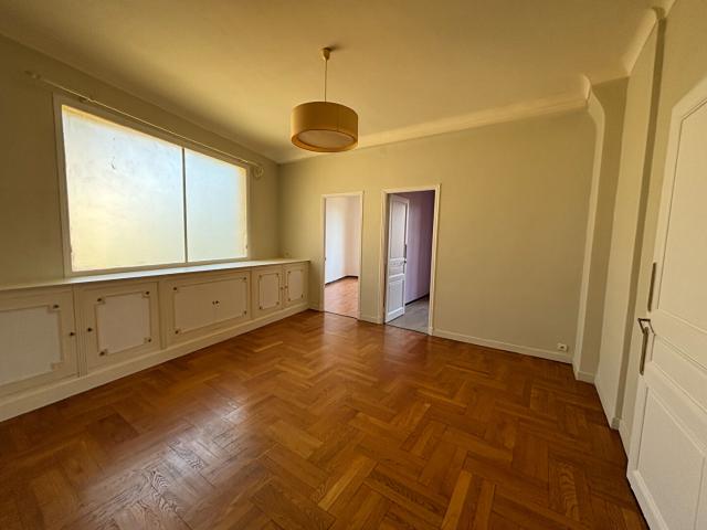 Appartement 3 pièces Nice 61.55m² 1090€ à louer
