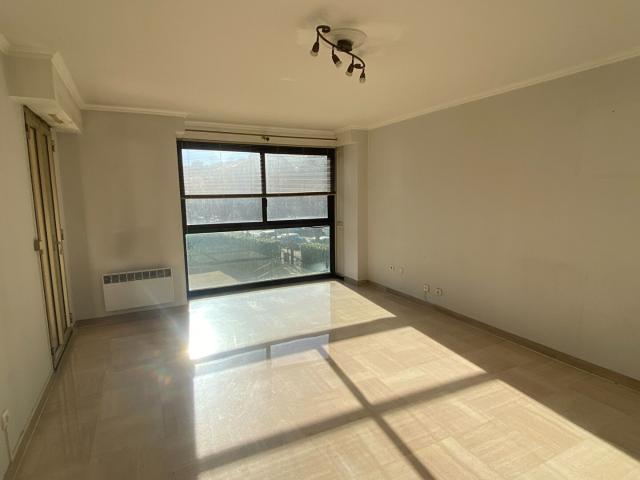 Appartement 3 pièces Nice 76.25m² 1207€ à louer l'Adresse