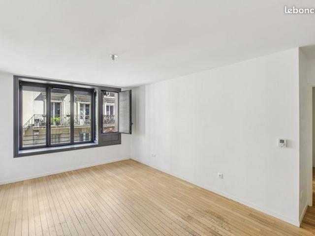 Appartement 3 pièces Paris 18