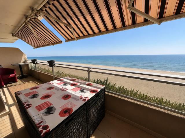 Appartement 3 Pièces Pieds dans l'Eau Vue Mer Panoramique