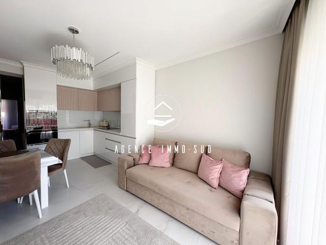 APPARTEMENT 3 PIECES PROCHE PLAGES / HIPPODROME CAGNES SUR MER