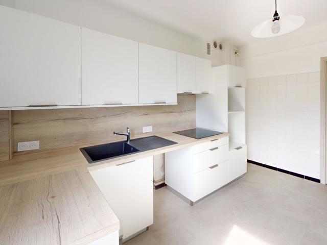 Appartement 3 pièces rénové Métro Jolimont