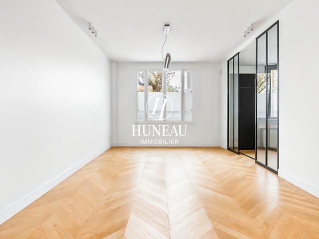 APPARTEMENT 3 PIÈCES REFAIT À NEUF AVEC DES PRESTATIONS HAUT
