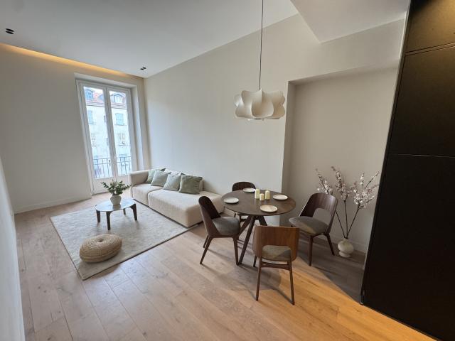 Appartement 3 pièces Rue DELFY