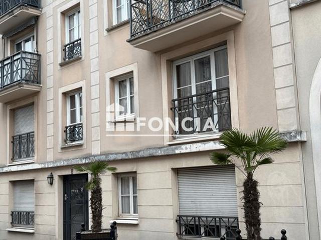 Appartement 3 pieces situé dans une rue piétonne, centre ville
