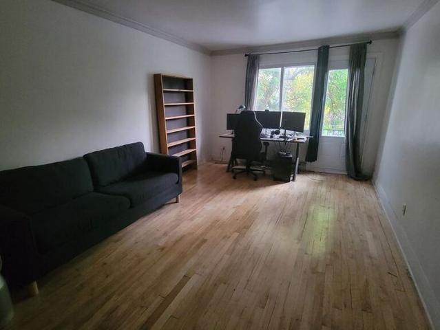 Appartement 3 1/2 à Louer