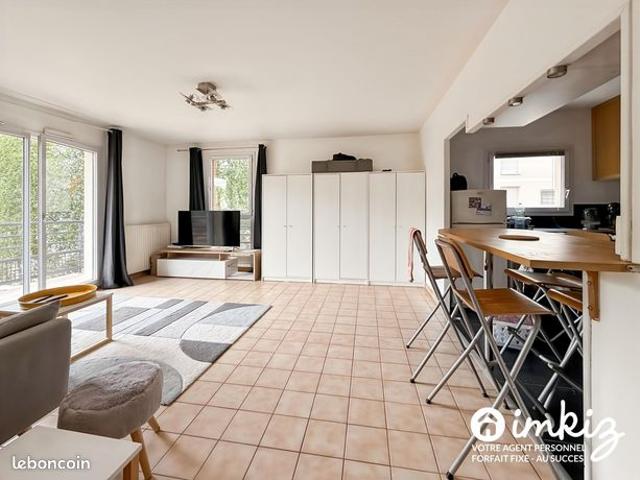 Appartement 3P de 63 m² avec balcon plein sud