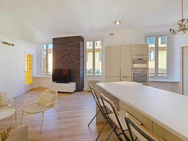 Appartement 3P Rénové Coulèe Verte 60m² Nice
