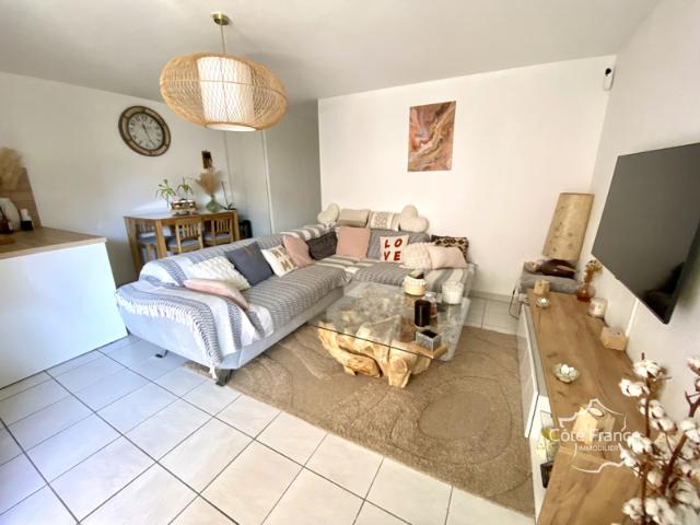 Appartement T3 52 m2 Deux chambres Terrasse ensoleillé