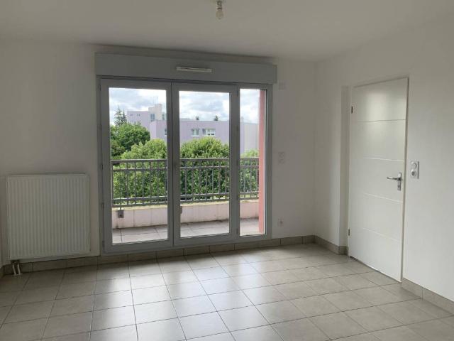 Appartement T3 54.5m2 à louer à Lucé | Pichet