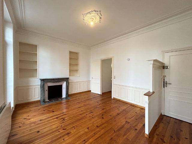 APPARTEMENT T3 54 M² HYPER CENTRE REIMS
