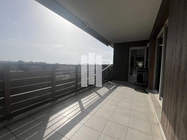 Appartement trois pièces Agay avec solarium