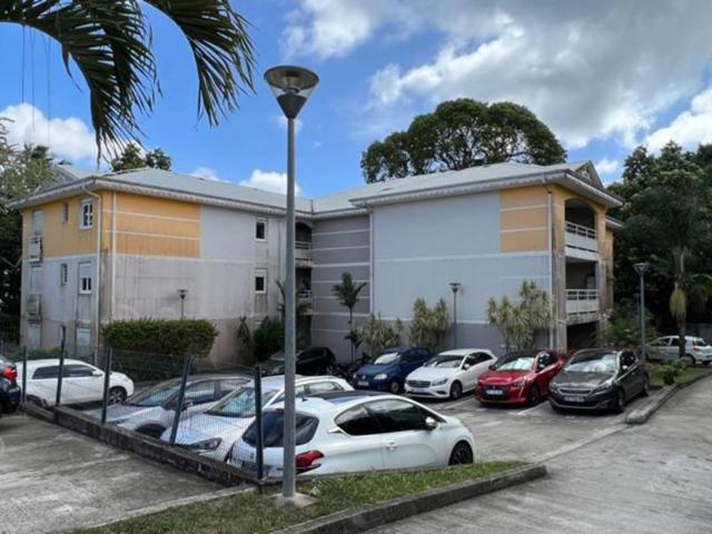 Appartement T3 60 m² meublé à louer à Ravine vilaine FORT DE FRANCE