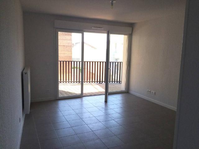 Appartement T3 60m2 à louer à Cenon Pichet