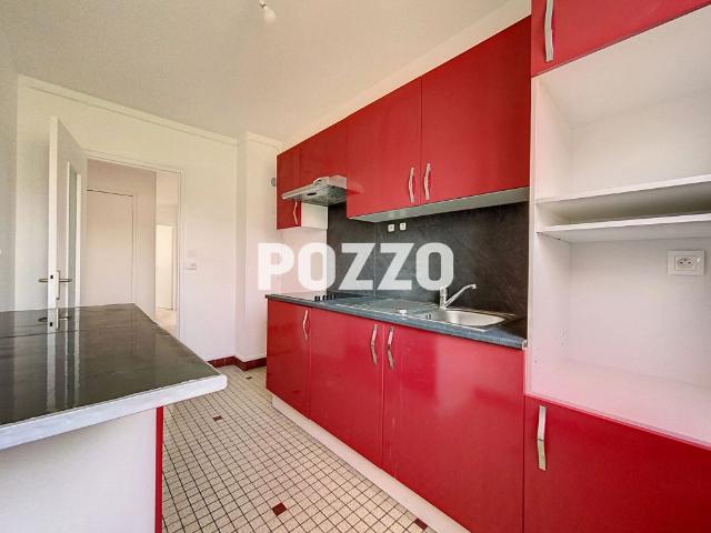 Appartement T3 62 m² à louer à CAEN Rue de la Défense Passive