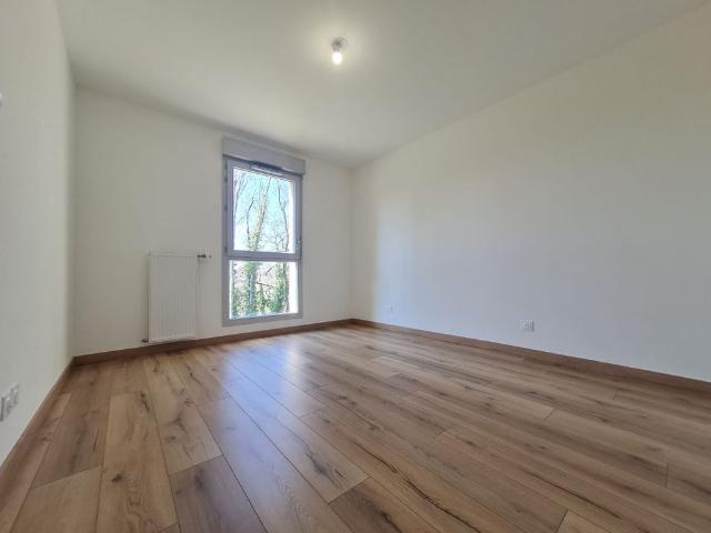 APPARTEMENT T3 67 M² + GARAGE 74250 FILLINGES