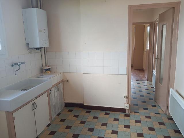 APPARTEMENT T3 65 m² PARAY LE MONIAL, Paray le monial