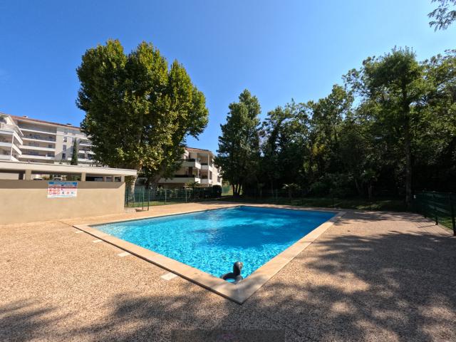 APPARTEMENT T3 65M2 TERRASSE DOUBLE BOX RÉSIDENCE STANDING 2015 PISCINE MARSEILLE 11 LES CAMOINS