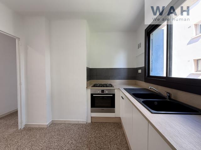 APPARTEMENT T3 66M2 + BALCON + CAVE 30000 NIMES SECTEUR BEAUSOLEIL
