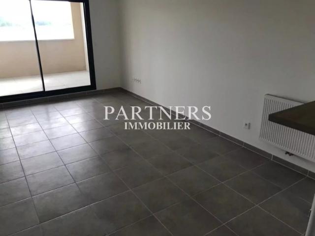 AIX EN PROVENCE Appartement T3 70 m² Terrasse 30 m² Climat