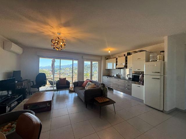 Appartement T3 71 m² à louer à BORGO