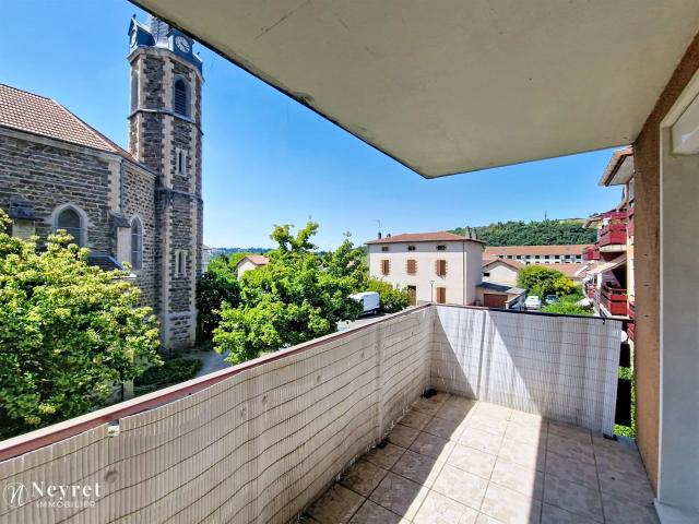 Appartement T3 71m2 2 chambres Sérézin du Rhône Place de. 71m² Sérézin du Rhône