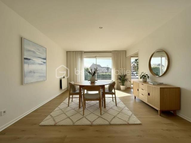 APPARTEMENT T3 72 M2, AVEC TERRASSE, BALCON ET GARAGE AU CŒUR DE LINSELLES