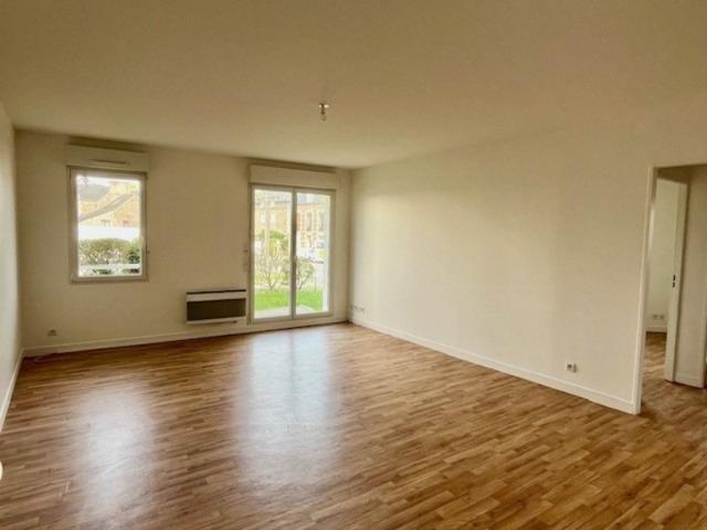 Appartement T3 72 m2, RDC PLEURTUIT centre