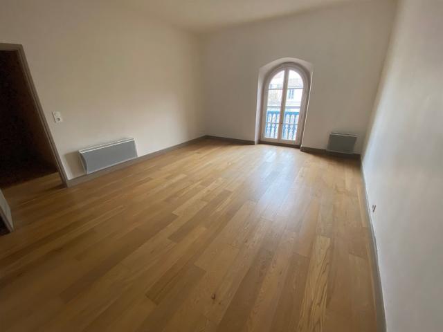 Appartement T3 75m2 Maison Carrée 75m² Nîmes