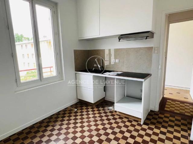 APPARTEMENT T3 83500 LA SEYNE SUR MER