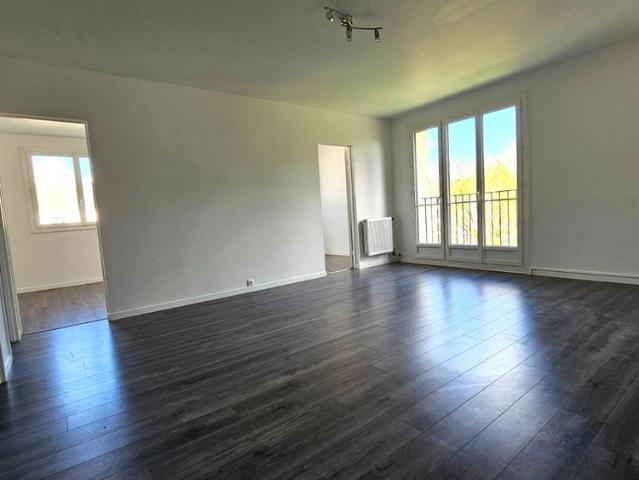 Appartement T3 TAVERNY à louer