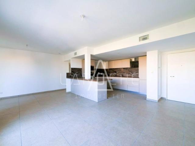 APPARTEMENT T3 LOGGIA