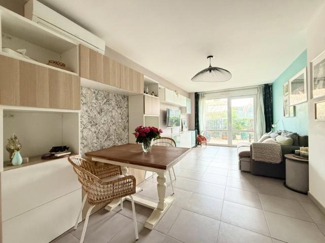 Appartement T3 Terrasse et Double Parking