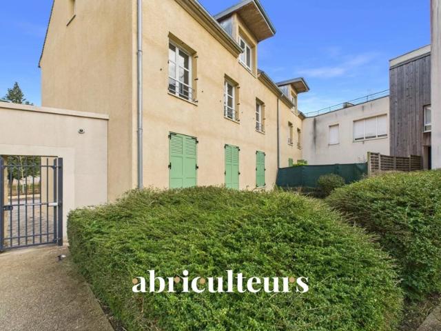 Appartement T3 Terrasse & Jardin Traversant Est/Ouest Résidence de Standing
