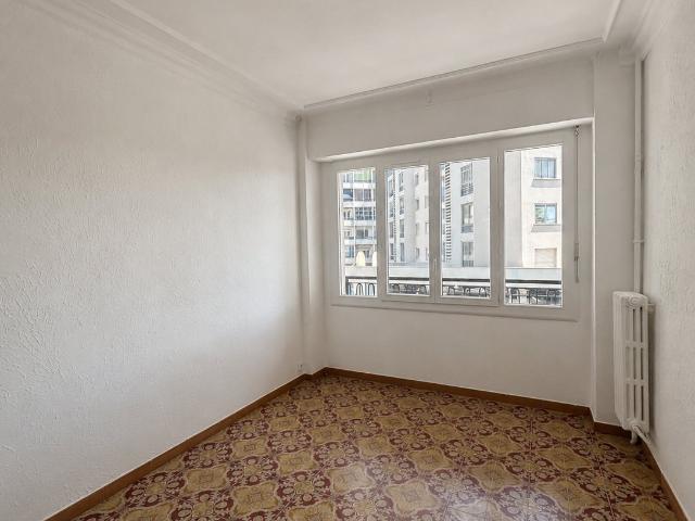 APPARTEMENT T3 TOULON
