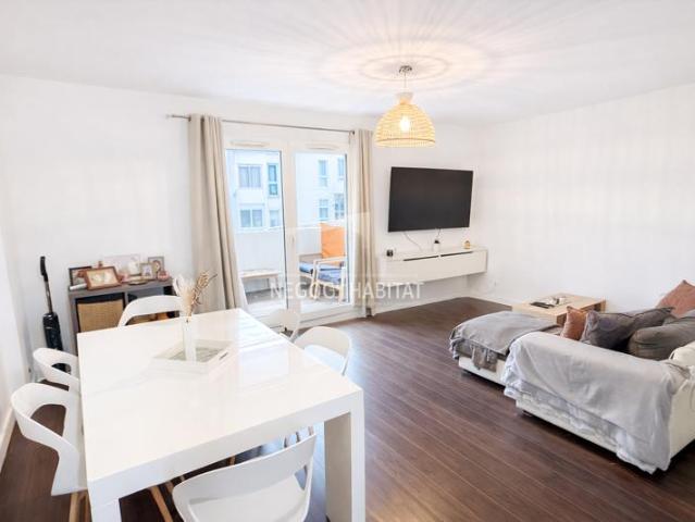 appartement T3 traversant avec garage