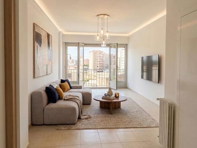 Appartement T3 traverssant avec Cave et parking 9éme