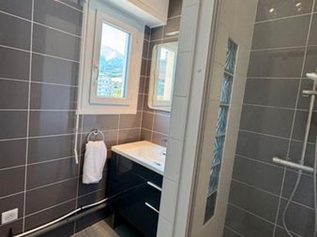 Appartement T3 traverssant avec 2 balcons