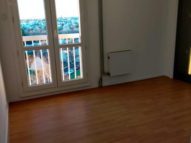 APPARTEMENT T3 TRES CALME ET TRES LUMINEUX