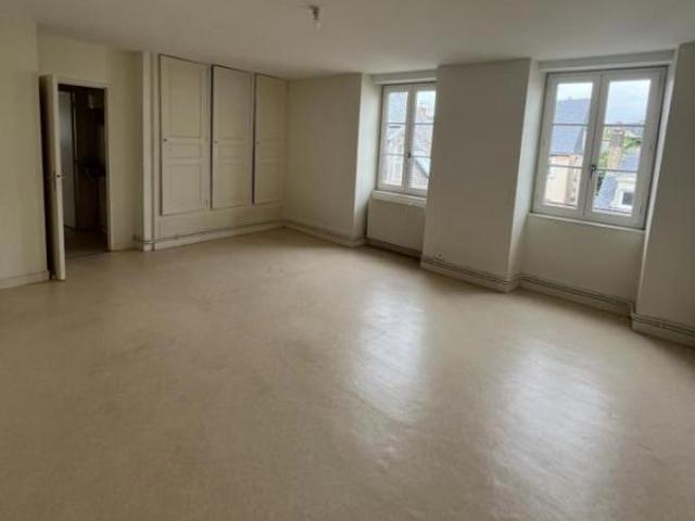 APPARTEMENT T3 VIEUX MANS