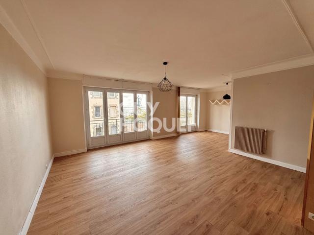 Appartement T3 vue mer route de la Corniche à BREST