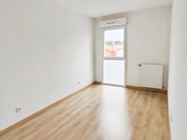 APPARTEMENT T3 À MONDONVILLE