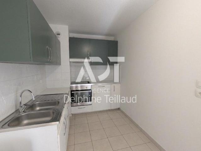 Appartement T3 à FONTAINE