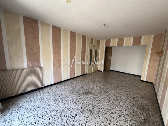 Appartement T3 à fort potentiel à rénover avec cellier et ascenseur
