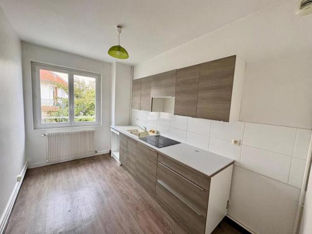 APPARTEMENT T3 A LOUER A ROANNE GARE