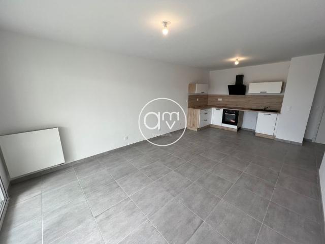 APPARTEMENT T3 À LOUER / BRUNET BAS FARON