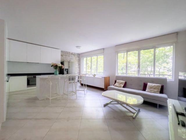 APPARTEMENT T3 A LOUER PARIS 16EME ARRONDISSEMENT 71.48 m 2 380 €