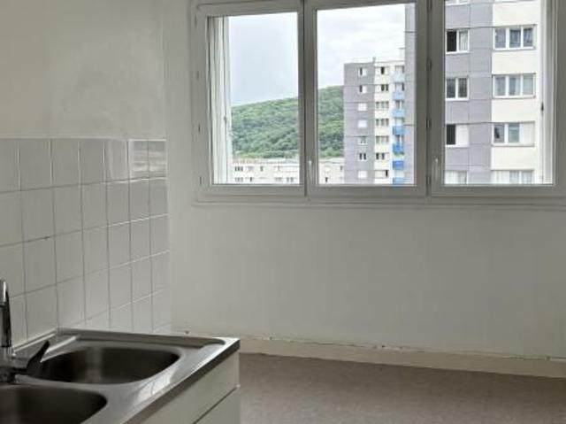 APPARTEMENT T3 A LOUER PONT DE CLAIX